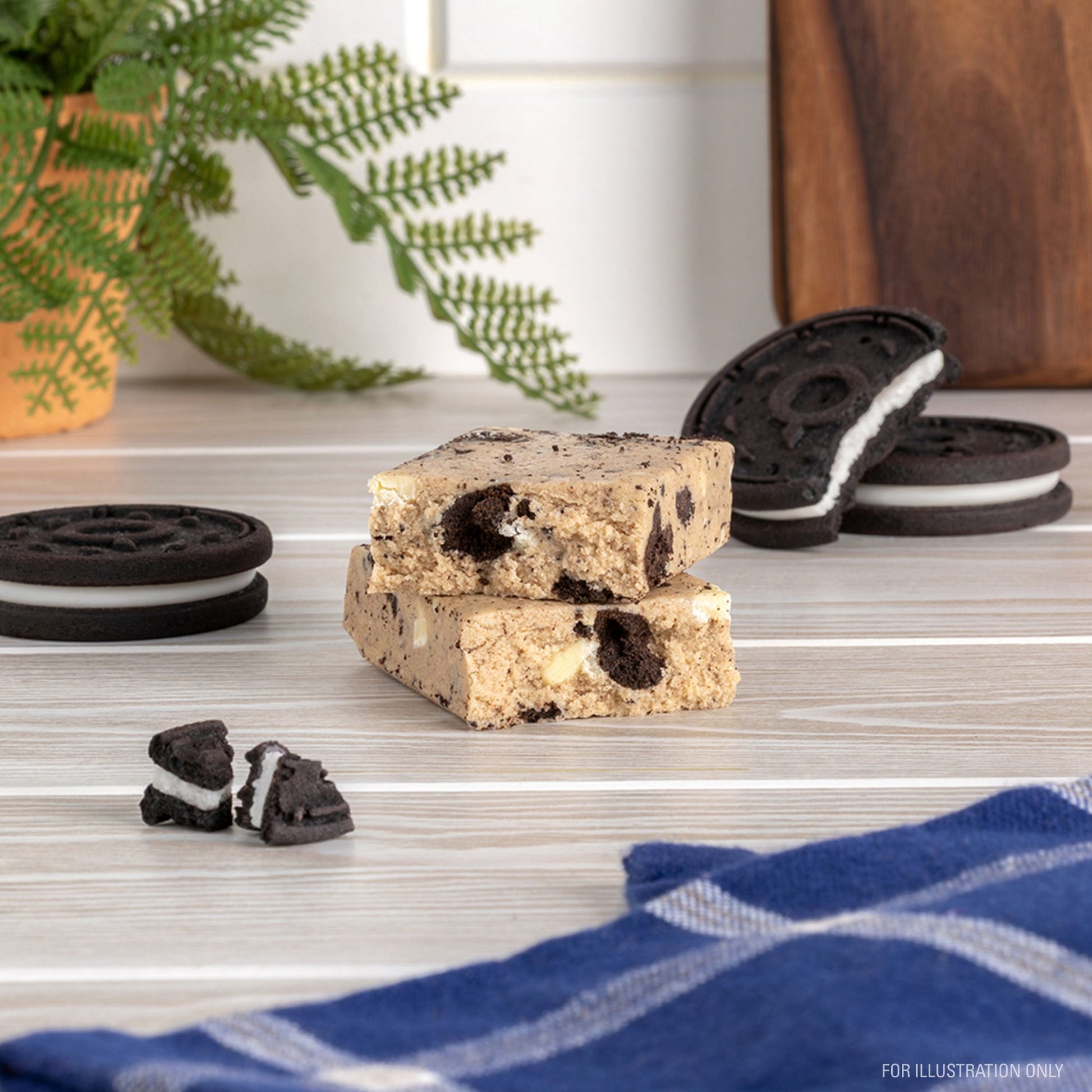 cookies-and-cream-protein-bars-w1 15807_QN_USA_ProteinBar_CAC_InterimAssetUpdate_Digital_Tabletop1.jpg