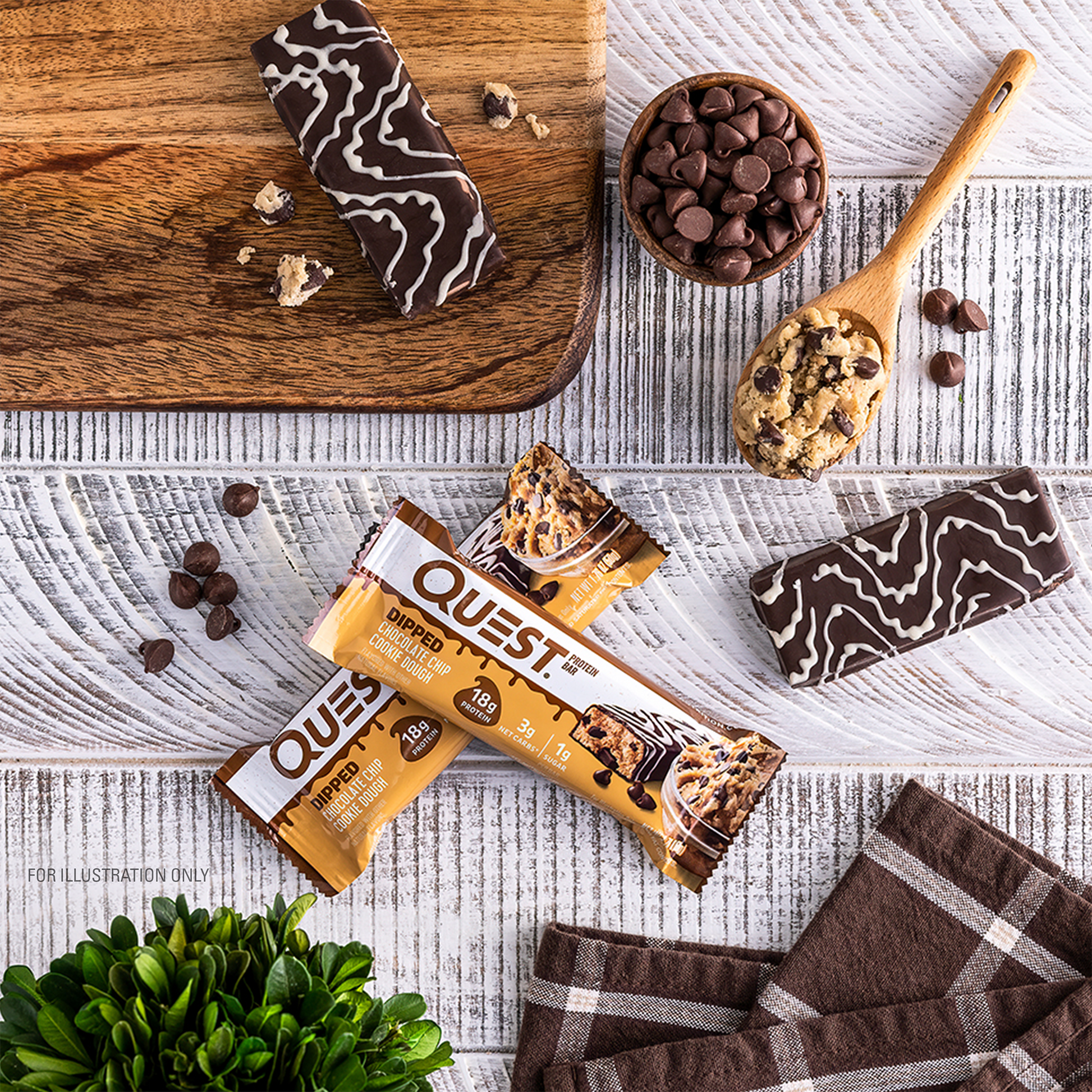 dipped-chocolate-chip-cookie-dough-protein-bar-z1 qst-012268_dipped-chocolate-chip-cookie-dough-protein-bar_7.png